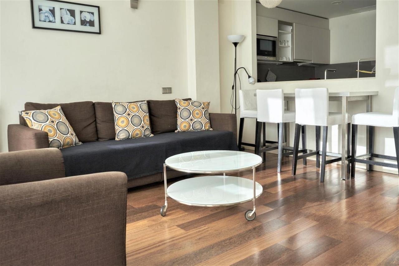 Apartamento Via Augusta 153 Barselona Dış mekan fotoğraf