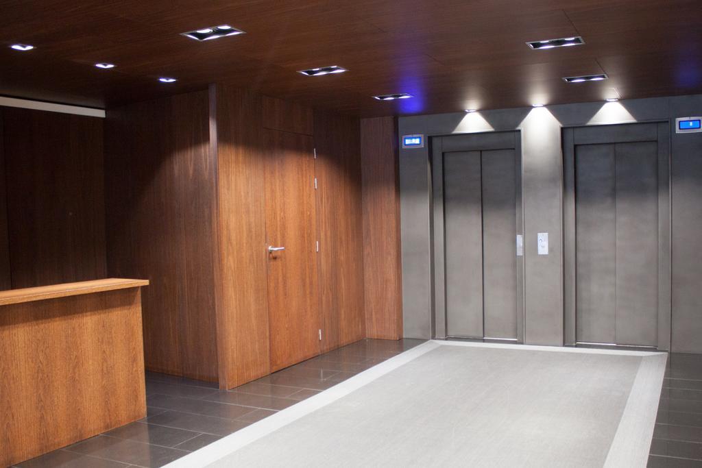 Apartamento Via Augusta 153 Barselona Dış mekan fotoğraf
