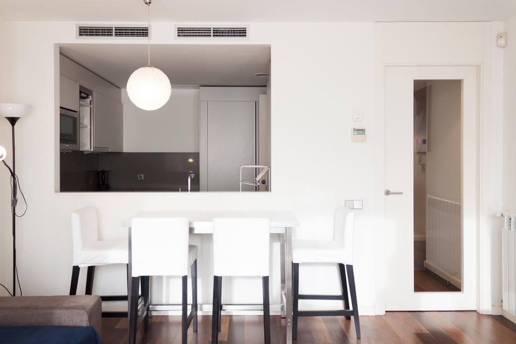 Apartamento Via Augusta 153 Barselona Dış mekan fotoğraf